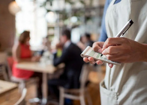 Yeni uygulama zincir restoranlarda resmen başladı