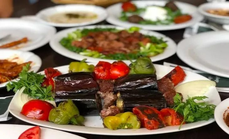 'Dünyanın en iyi 10 yeme içme şehri' belirlendi: Listede Türkiye'den 1 kent yer aldı - Resim: 3