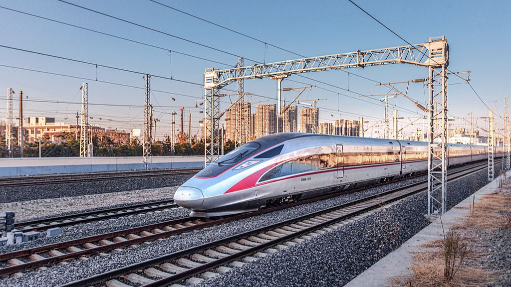 Tanıtıldı: Yeni yüksek hızlı tren sınırları zorladı! - Resim: 4