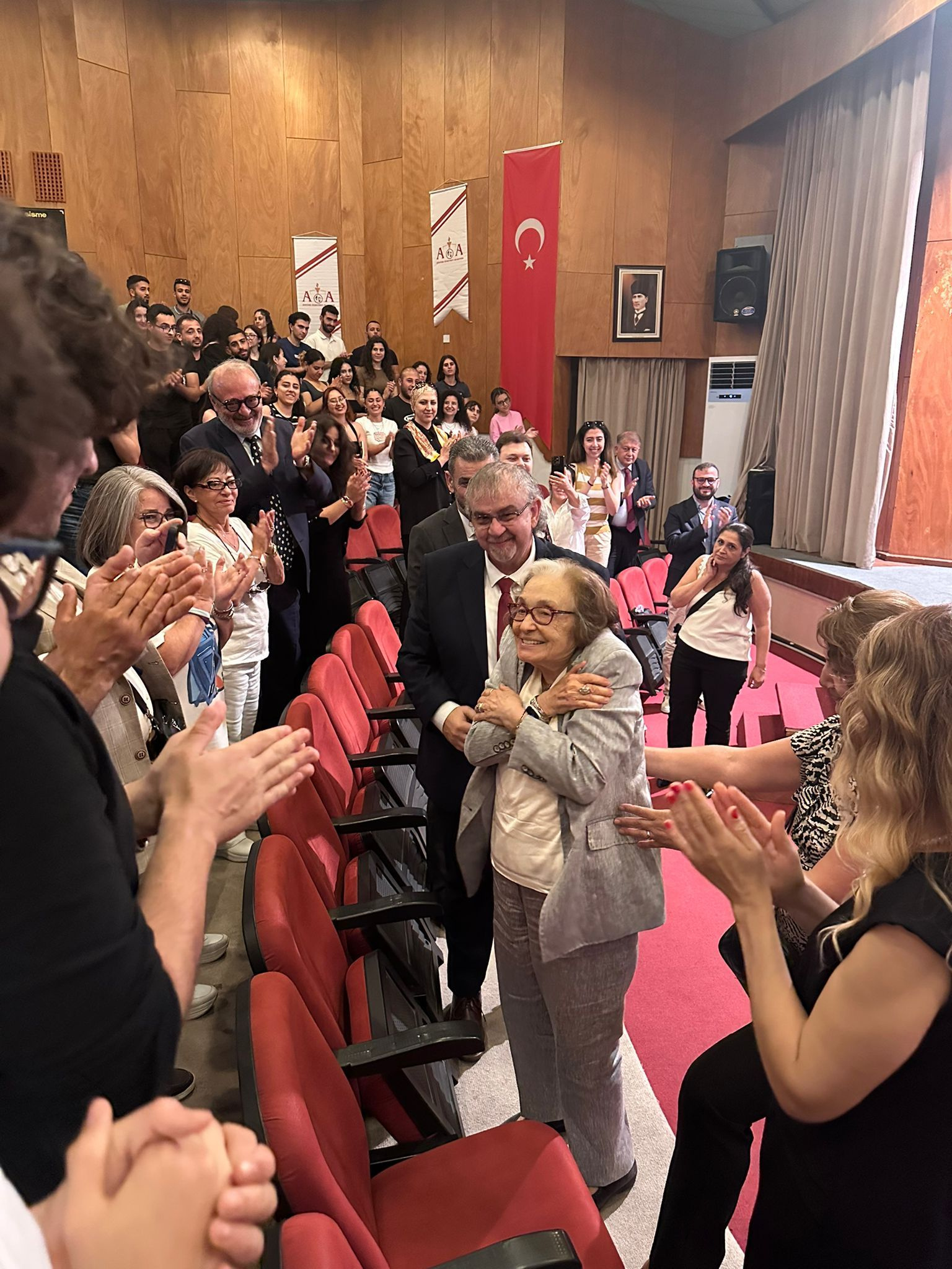 "2024 Gülten Dayıoğlu İlk Gençlik Romanı" ödülü “Buradayım” yazarı Filiz Gündoğan’a verildi - Resim: 4