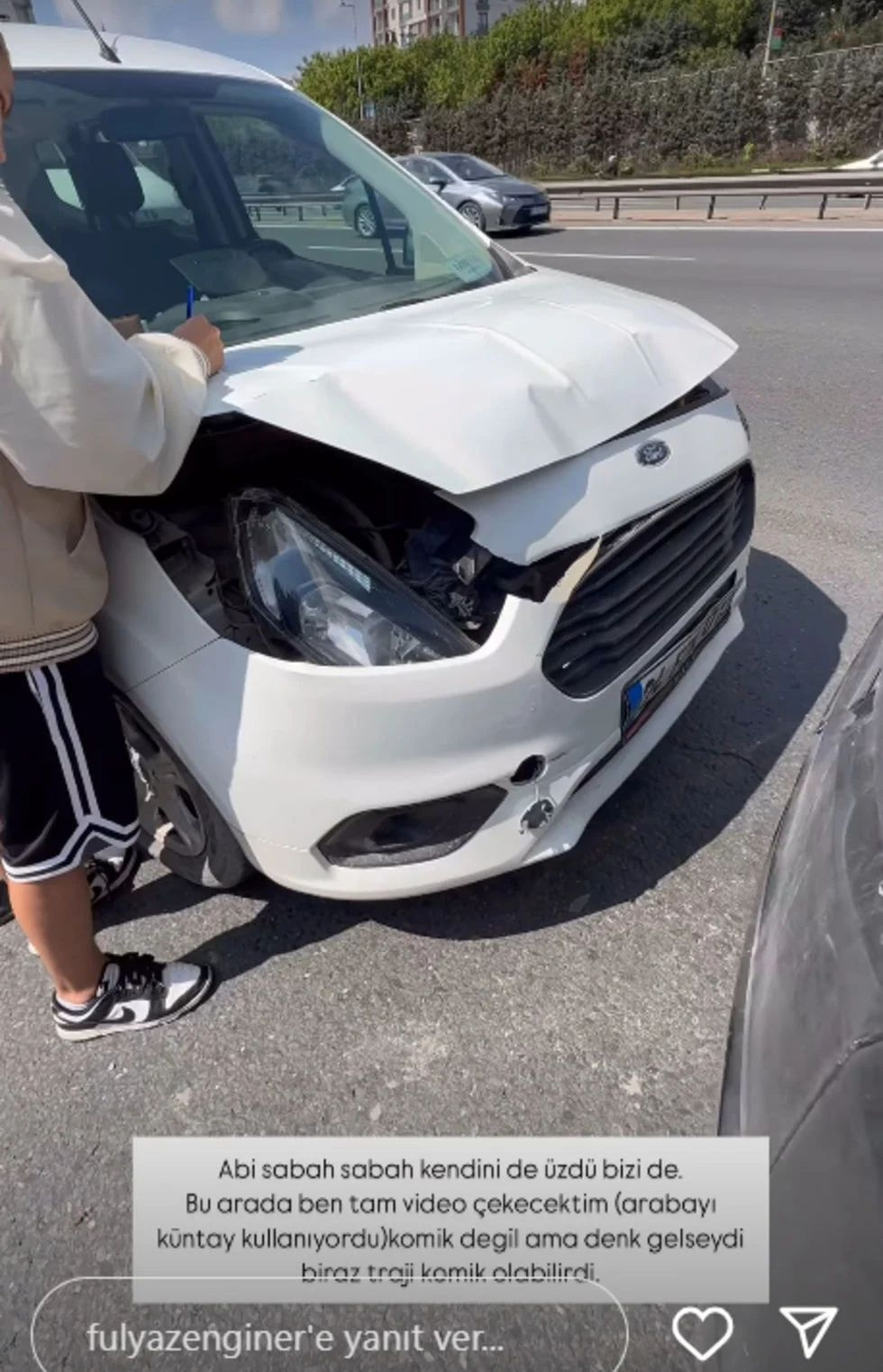 Fulya Zenginer trafik kazası geçirdi - Resim: 4