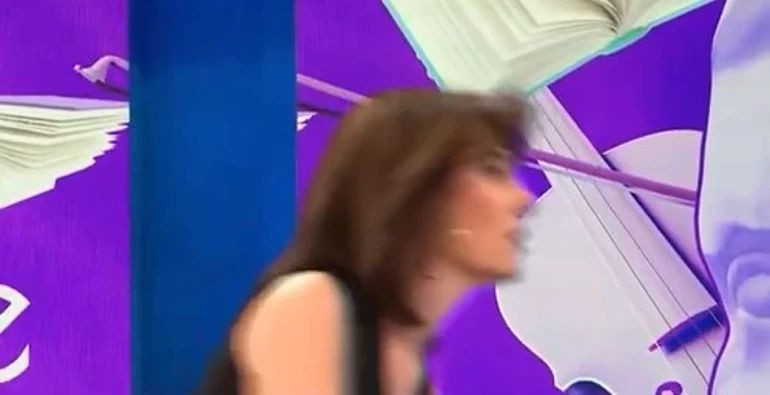 Oyuncudan korkutan anlar: Burcu Binici bir anda yere yığıldı - Resim: 3