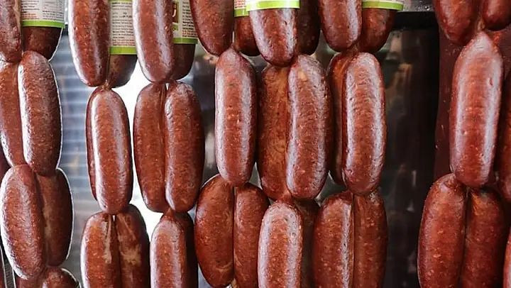 İfşa oldular: 12 sucuk markasında hile! - Resim: 1