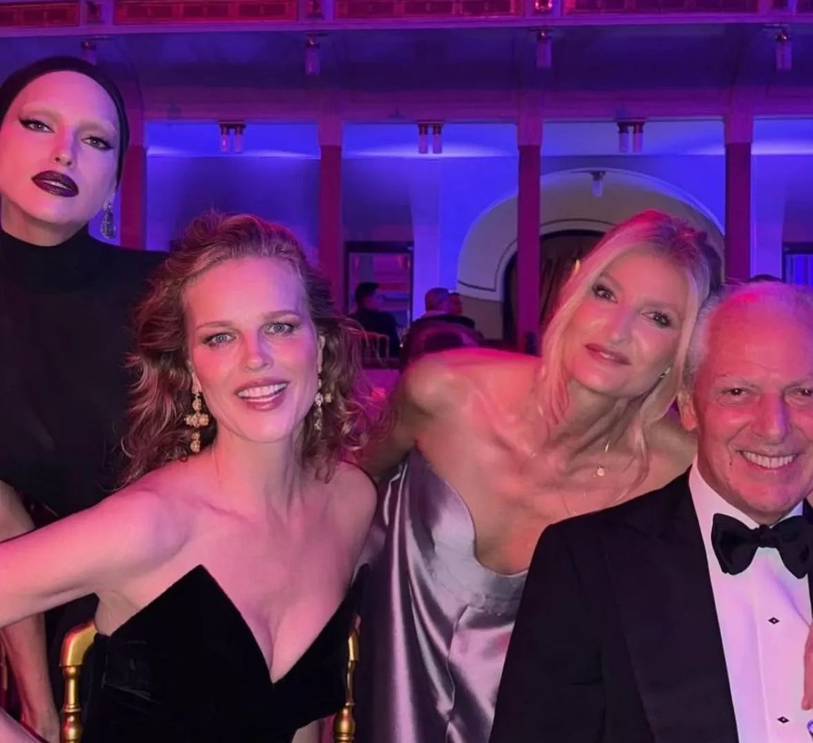 Ünlü Çek model, Türk iş adamıyla evlendi! Türkiye'ye hayran kaldı - Resim: 2