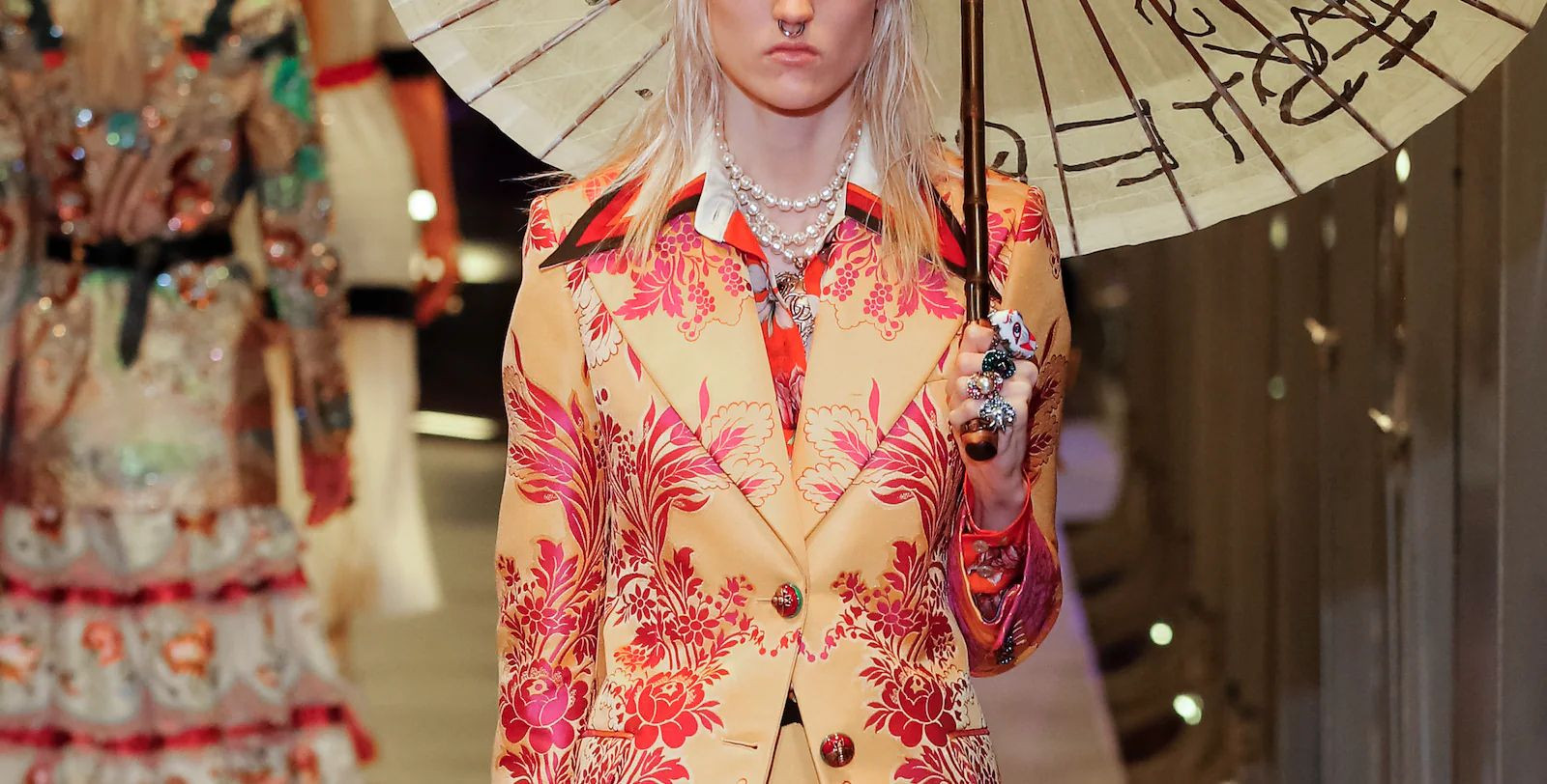 Moda devleri yapay zekaya sarıldı! - Resim: 1