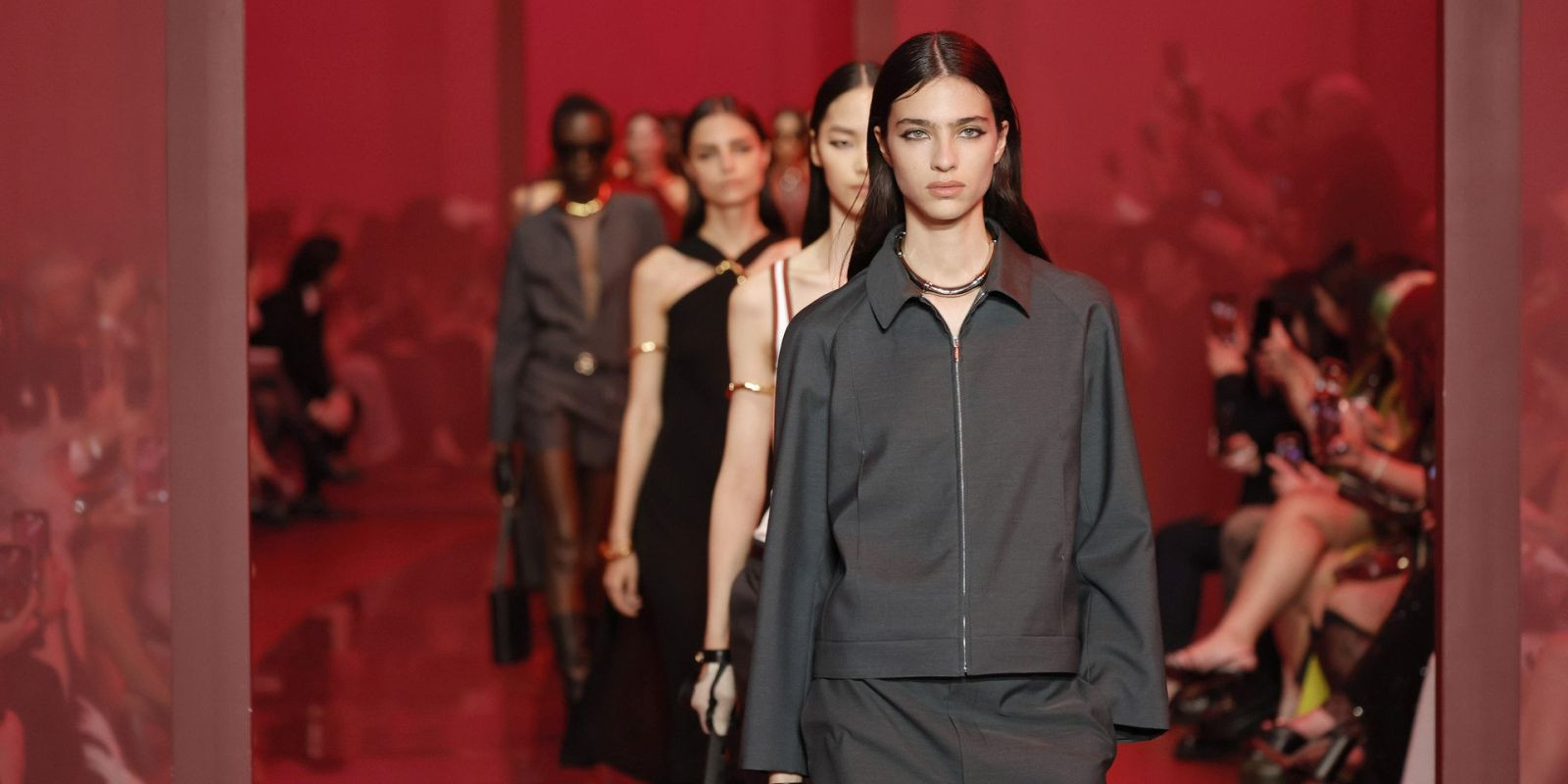 Moda devleri yapay zekaya sarıldı! - Resim: 3